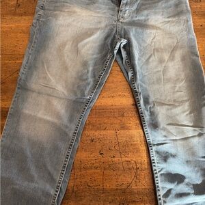 Men's Light Blue Jeans